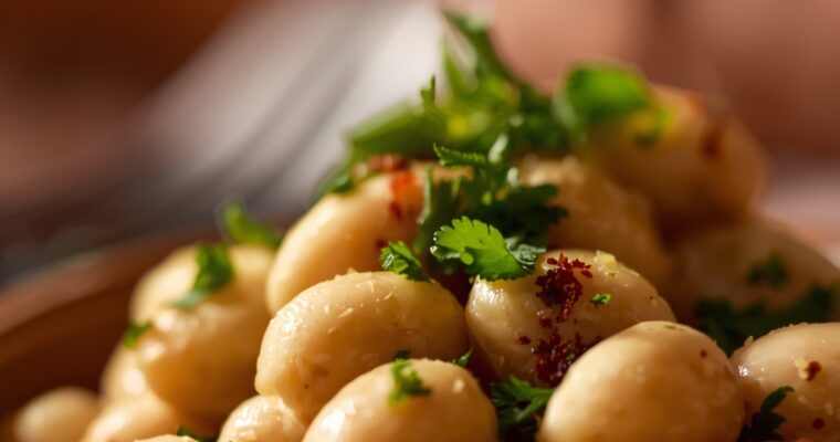 Crispy Garlic Butter Baby Potatoes: A Simple, Crowd-Pleasing Side Dish